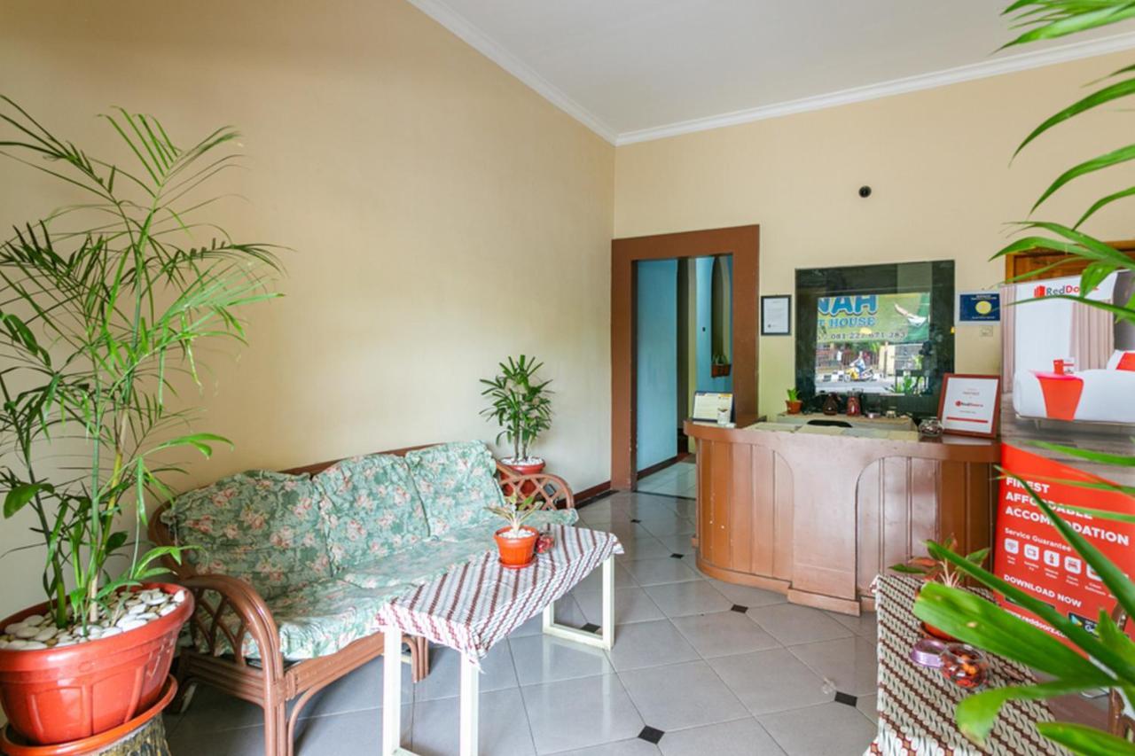 Reddoorz Syariah @ Sakinah Guesthouse Sragen Eksteriør bilde