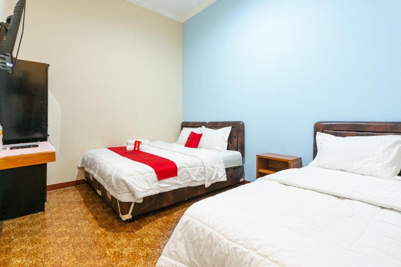 Reddoorz Syariah @ Sakinah Guesthouse Sragen Eksteriør bilde